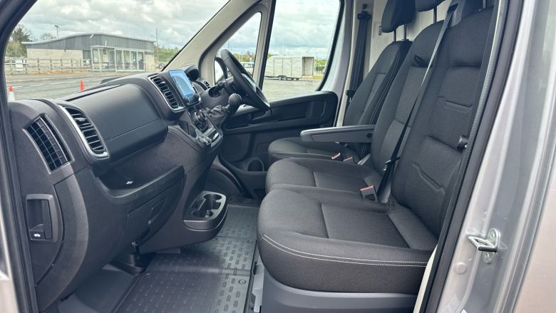 Citroen Relay 3500 L3 Diesel 2.2 BlueHDi 140 H2 Van Enterprise